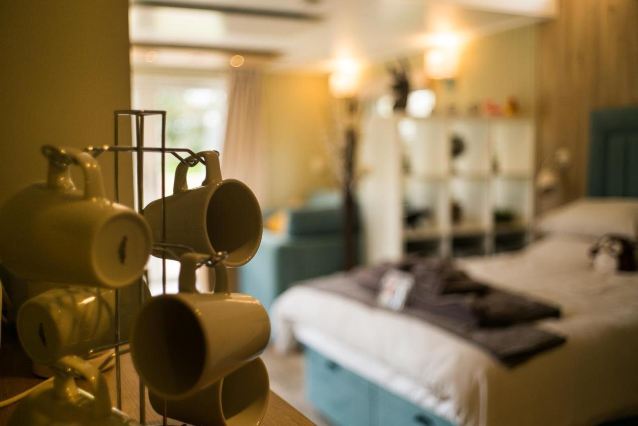 Sutton Cabins Stowey Ngoại thất bức ảnh